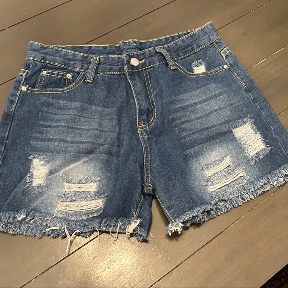 Trendy Blue Distressed Jean Shorts